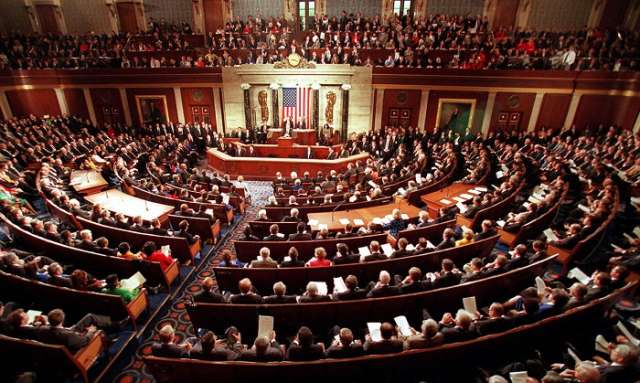 Senators seek Hill veto power over Trump on Russia